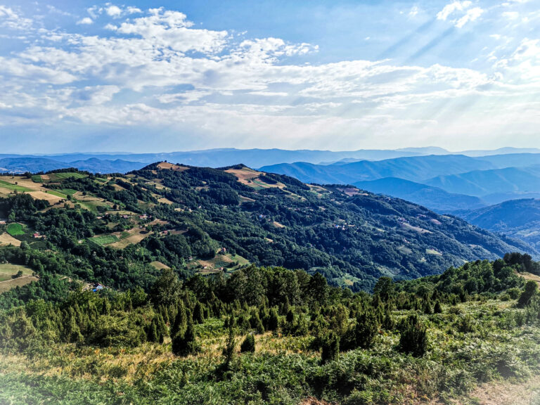 Манастири Јованија Пустиња црква Ваљевска Грачаница